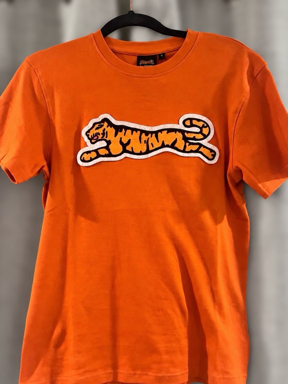 Le Tigre Orange Tiger Graphic T-Shirt – Small – NWT